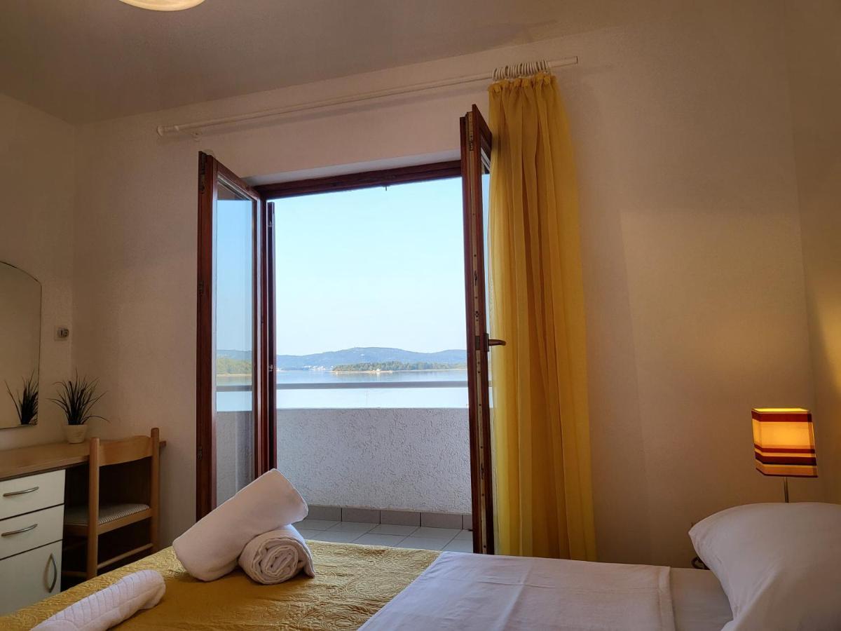 Sea&Sun Apartamento Turanj Exterior foto